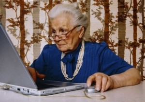 clases-de-computacion-para-adultos-mayores_ad077817a_3
