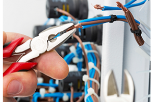 INSTALACIONES ELÉCTRICAS